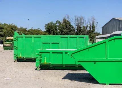 From Skip Bags to Commercial Skips: Choosing the Perfect Size Skip for Every Job